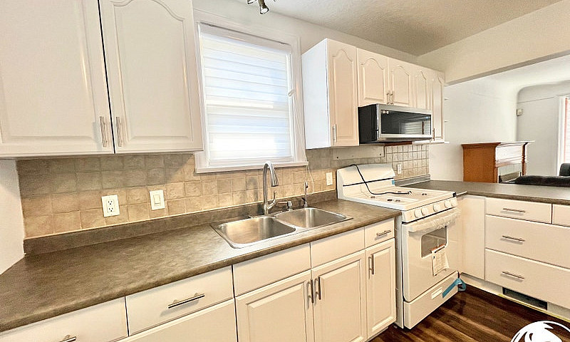 2 Bed 1 Bath -Main F...