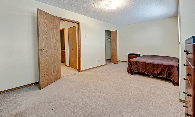 2 Bed X 1 Bath Apart...