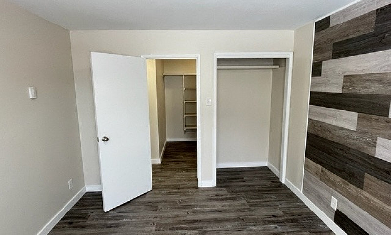 701 Wellington Ave -...