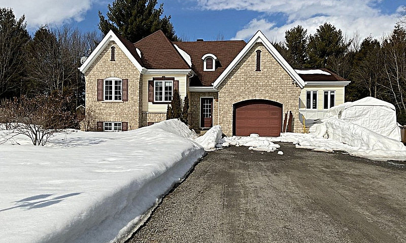 615 000$ - Bungalow ...