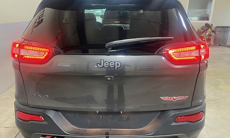 2015 Jeep Cherokee T...