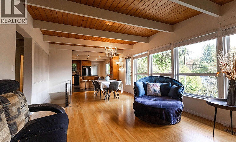 3063 Royal Avenue No...