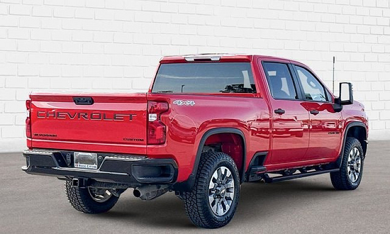 2023 Chevrolet Silve...