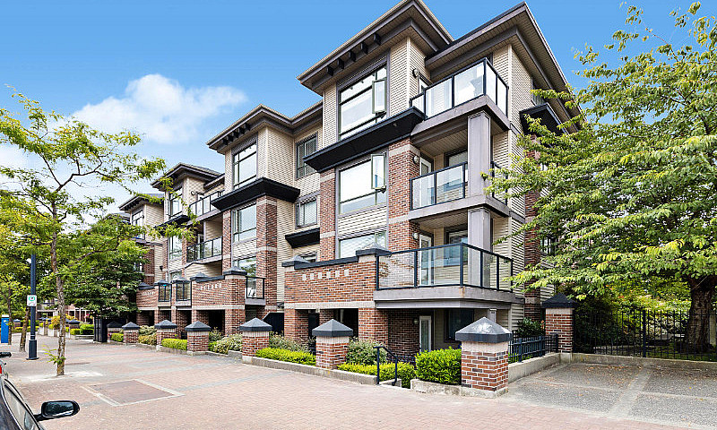 New Listing, Huge 11...