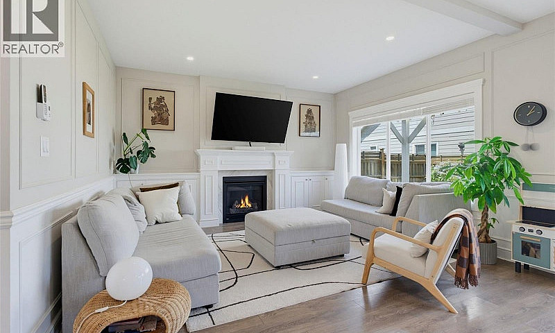 1102 Crispin Pl Lang...