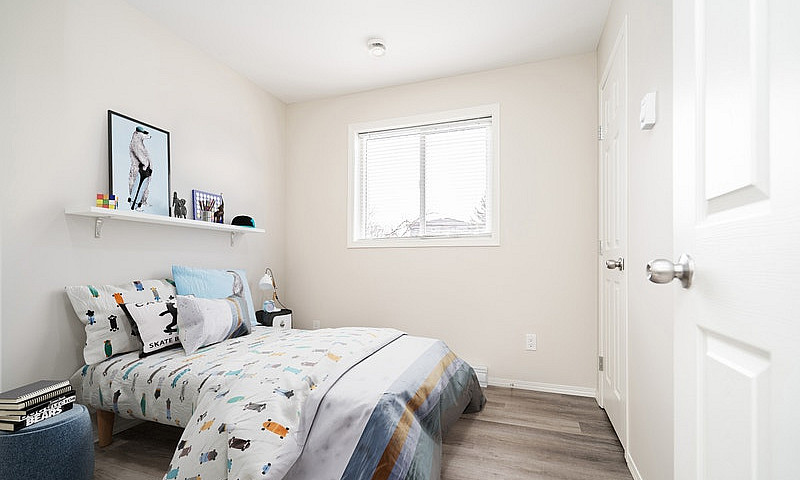 Pine Place - 3 Bed -...