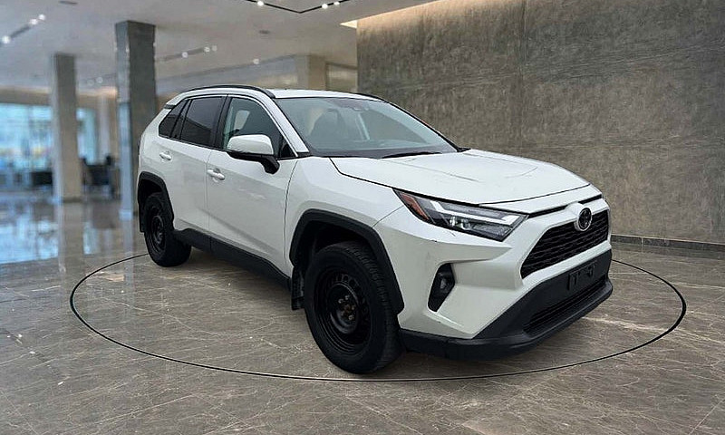 2022 Toyota Xle Prem...