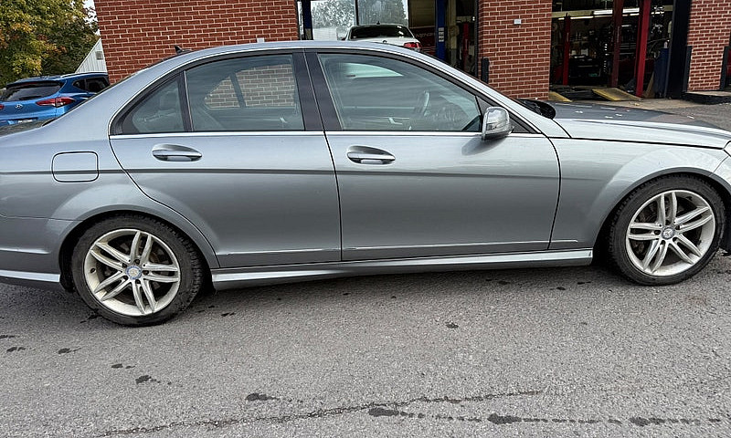 2012 Mercedes-Benz C...