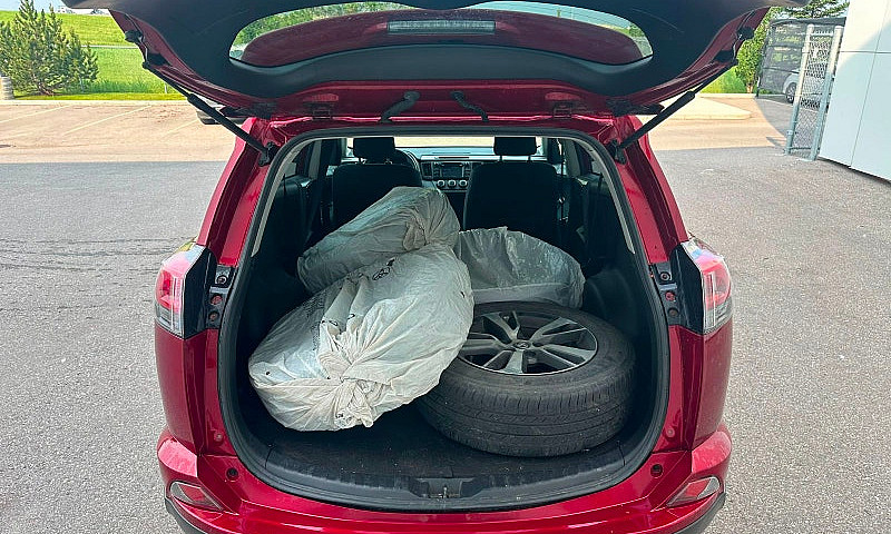 2018 Toyota Rav4 Awd...