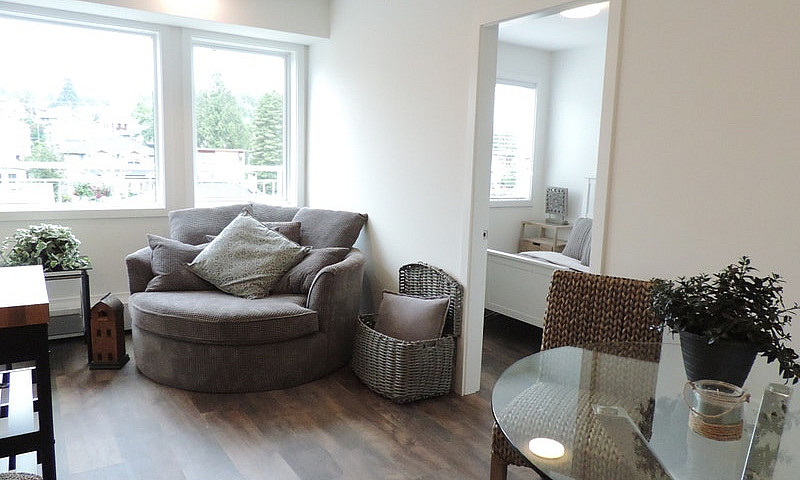Beautiful 1 Bedroom ...