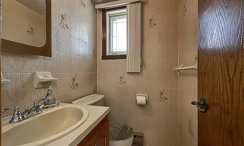 $779,000 - 2 Storey ...