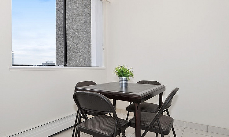 Marlborough Tower - ...