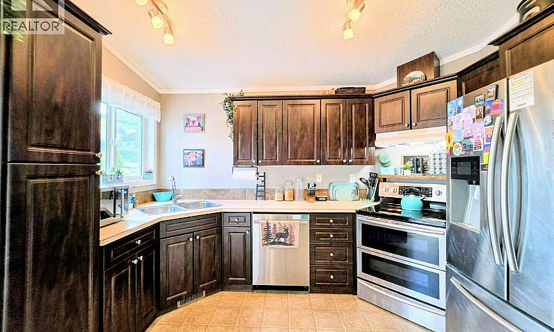 6210 Lower Elk Valle...