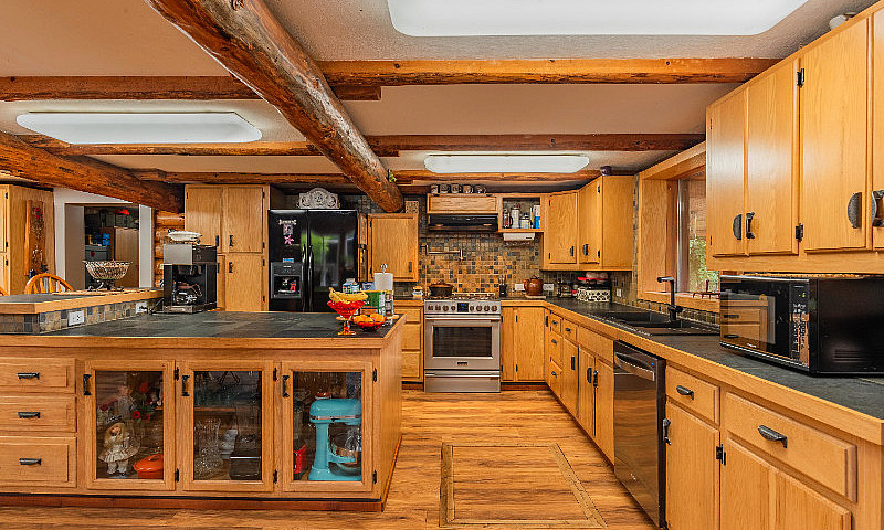 For Sale: 9413 Shutt...
