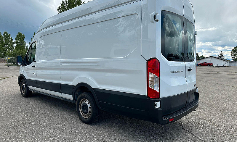 2021 Ford Transit T2...