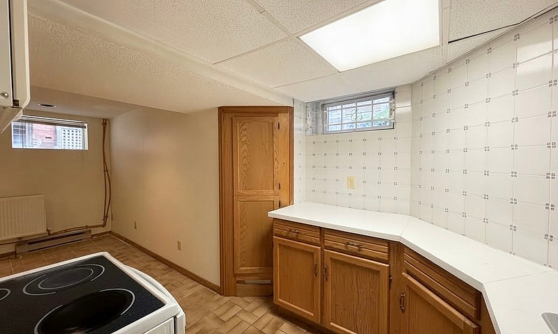 41 Dalton Rd - Bsmt...