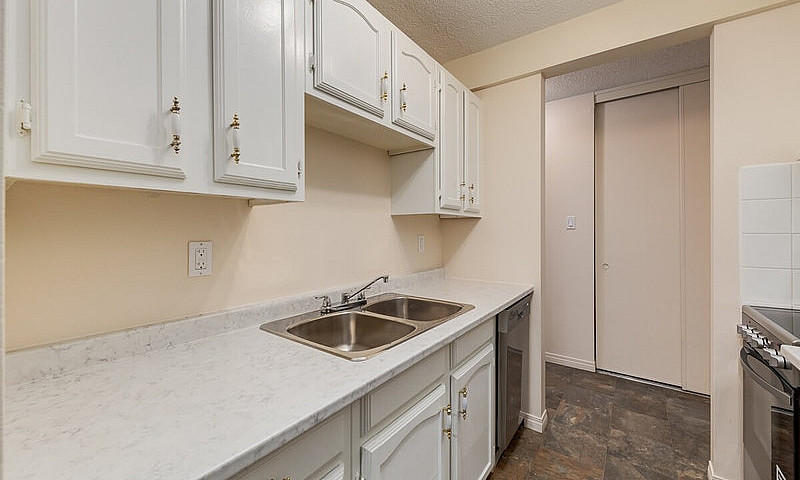 Apartments For Rent ...