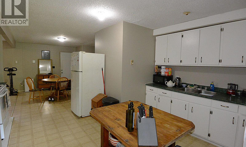 4310 11Th Avenue New...