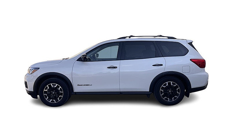 2020 Nissan Pathfind...