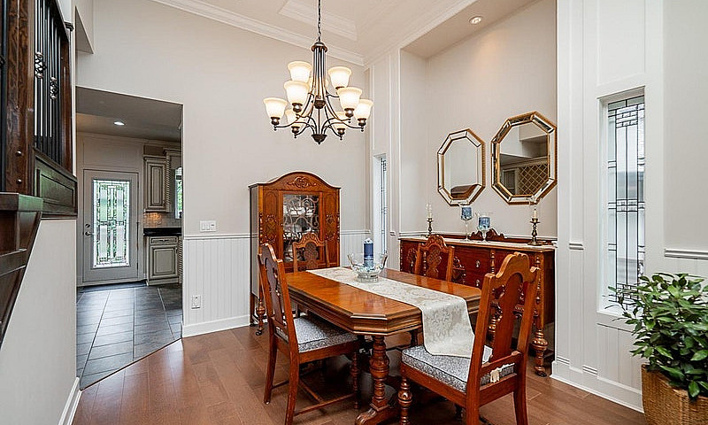 12658 16 Avenue Surr...