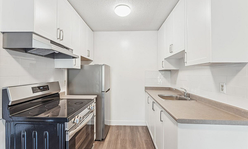 Niagara Court Apartm...