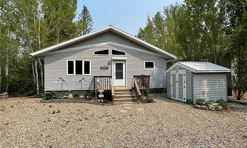 73 Makwa Drive...