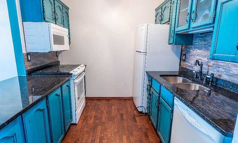 B2-532-River Street ...