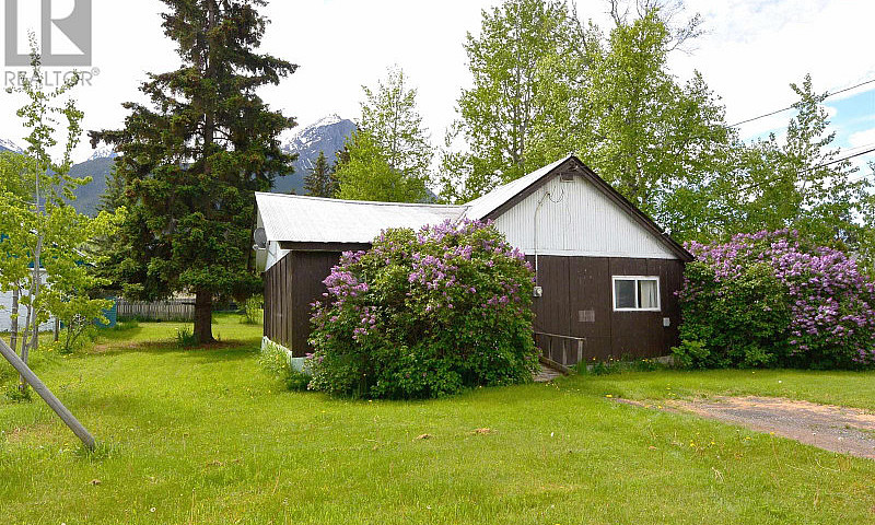 4310 11Th Avenue New...