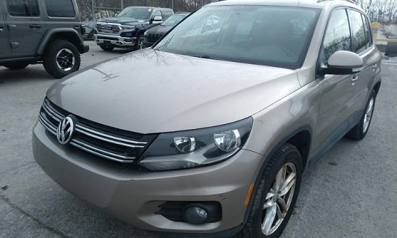 2015 Volkswagen Tigu...