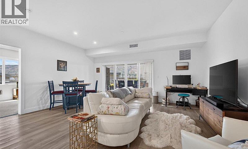 3434 Mckinley Beach ...