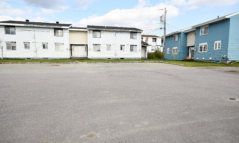 New Listing!! 1041-1...