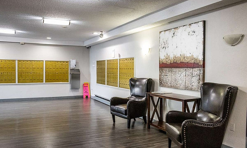 Gorge Apartments - 1...