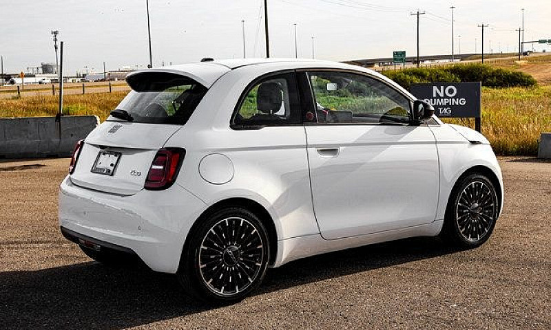 2025 Fiat 500E (Red)...