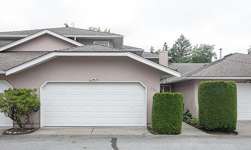 15501 89A Avenue Sur...