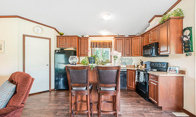 Private Acreage, 11....