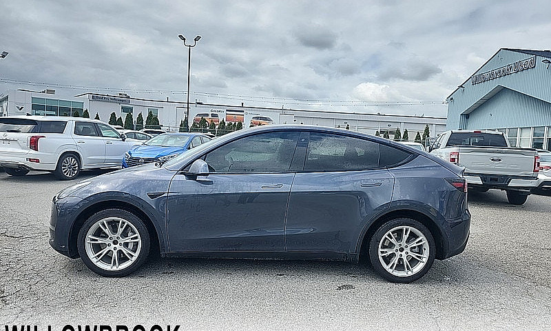 2020 Tesla Model Y L...
