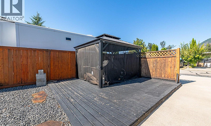 1383 Silver Sands Ro...
