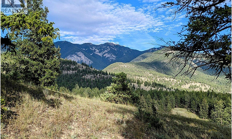2400 Kootenay Rd No ...
