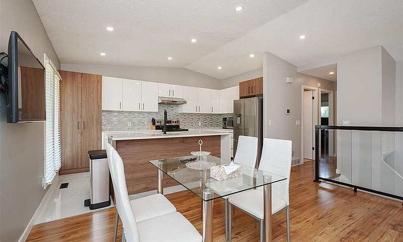 Incredible 3 Bedroom...