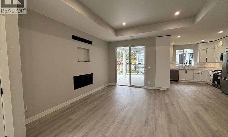 574 Meadowlark Avenu...