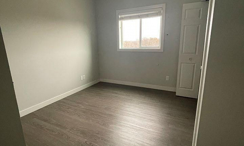 5913 54 Avenue -  59...