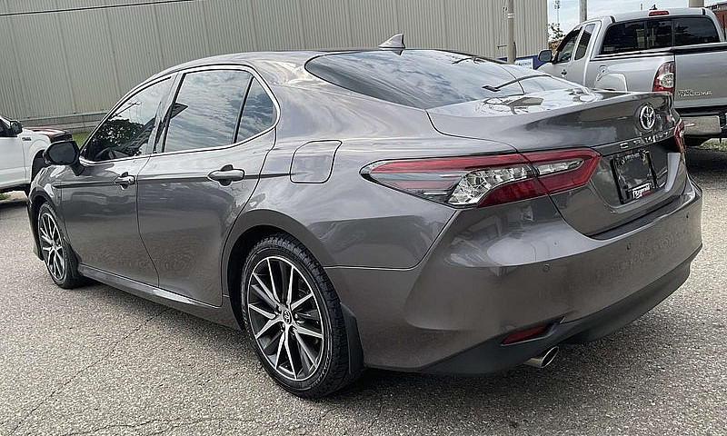 2021 Toyota Camry Xl...