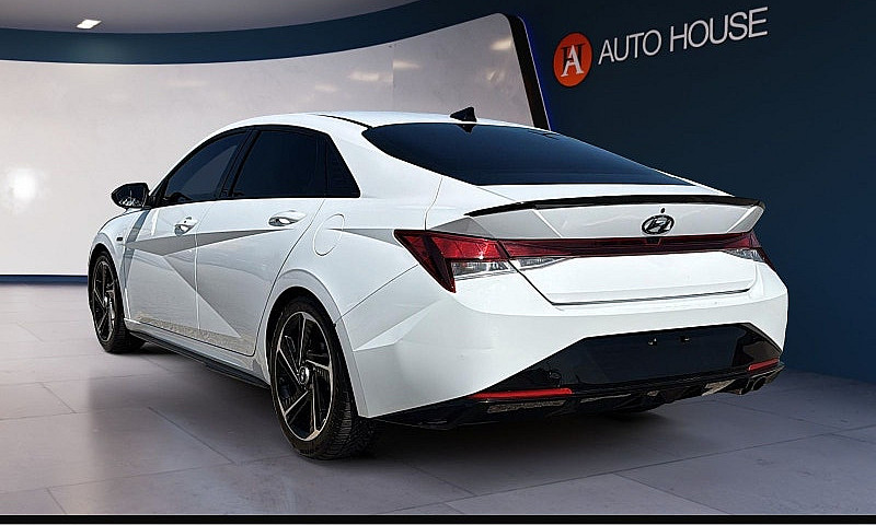 2022 Hyundai Elantra...