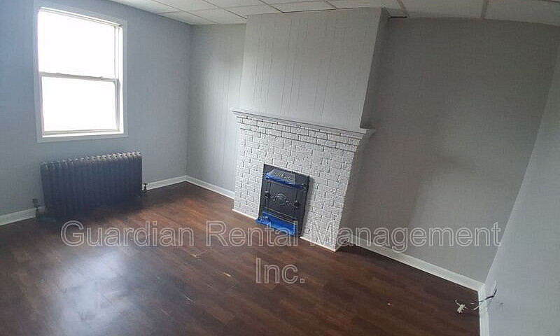 2 Bedroom + Den, 1 B...