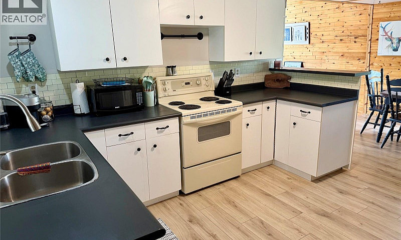 301 Perch Crescent M...