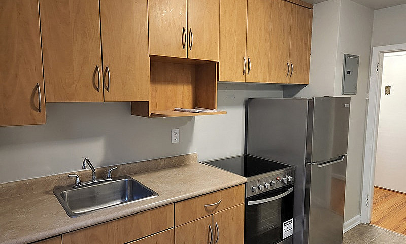 2Br Suite In Charact...