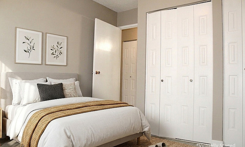 Bridgeland Apartment...