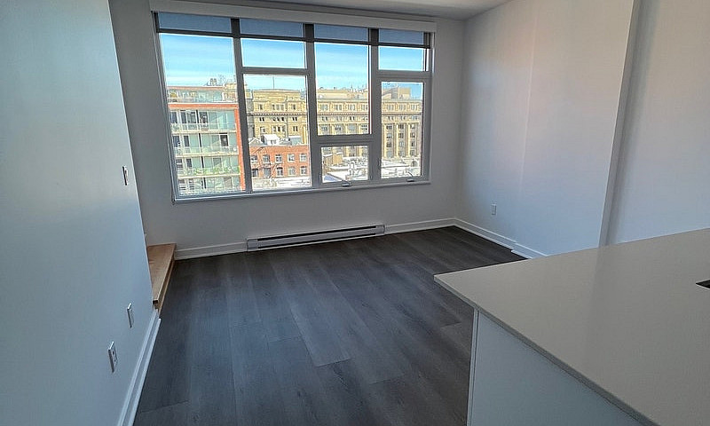 2 Bedrooms Penthouse...