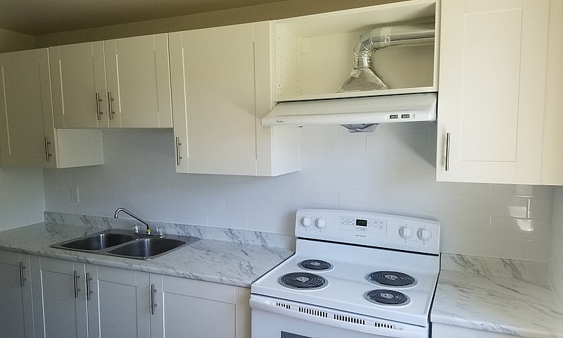 $2200–Newly Renovate...