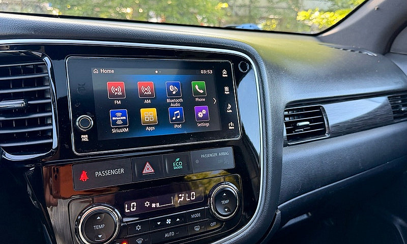 2018 Mitsubishi Outl...